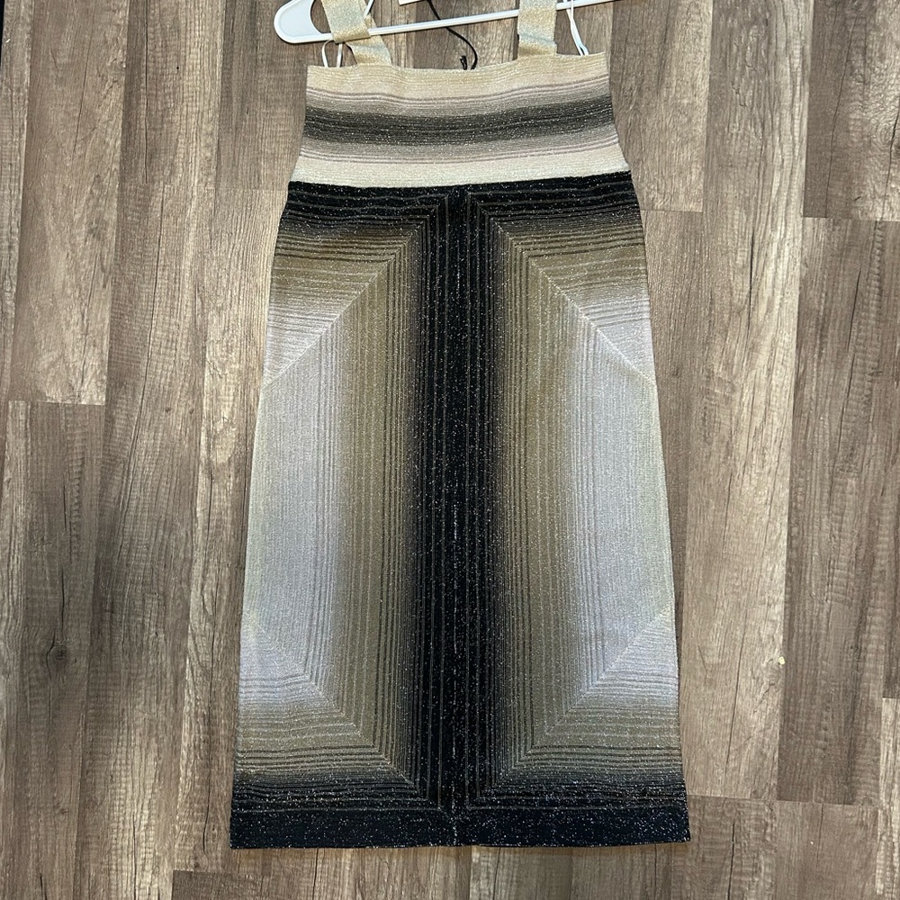 Missoni Dress ✨ Sparkling Champagne and Tan with Black Geometric Shape Gold - Picture 2 of 9